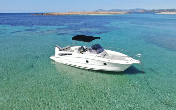 Alquilar BOWRIDERS - KARNIC 702 SL Ibiza