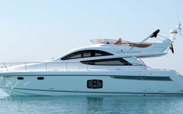 Alquilar YATES - FAIRLINE PHANTOM 48 Ibiza